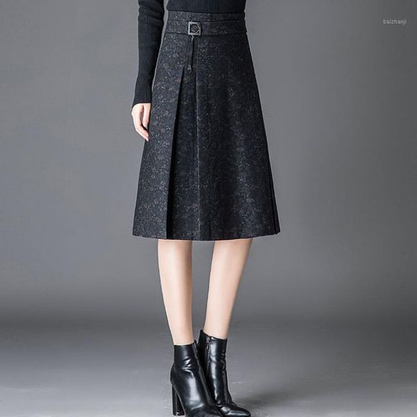 women 2020 autumn winter retro printed woolen skirt female new high waist a-line skirt ladies casual thick warm wool skirts h1721, Black
women 2020 autumn winter retro printed woolen skirt female new high waist a-line skirt ladies casual thick warm wool skirts h1721, Black