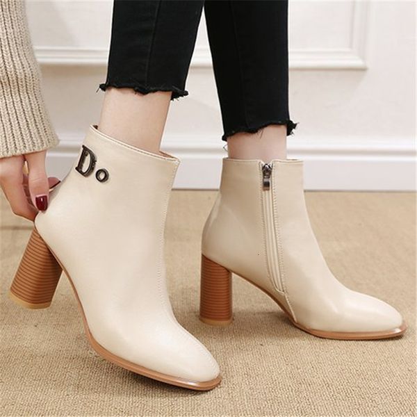 2021 new fall winter women high-quality leather pointed zip to skid wear comfortable warm woman boots p2gl, Black
2021 new fall winter women high-quality leather pointed zip to skid wear comfortable warm woman boots p2gl, Black