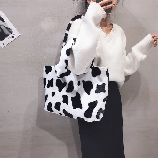 fashion cow print shoulder bag plush totes large capacity handbags shopping bag warm autumn zipper armpit bag street party bags
fashion cow print shoulder bag plush totes large capacity handbags shopping bag warm autumn zipper armpit bag street party bags