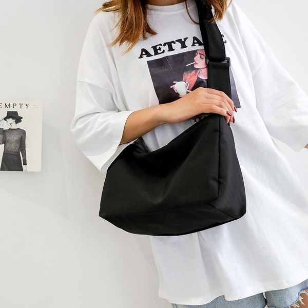 travel bag women's korean version simple pillow bag light nylon cloth business single shoulder messenger fashion1
travel bag women's korean version simple pillow bag light nylon cloth business single shoulder messenger fashion1