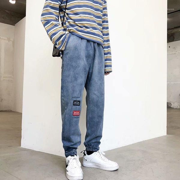 men's jeans streetwear blue pants men 2021 mens hip hop overalls male loose fashion denim harem pants1
men's jeans streetwear blue pants men 2021 mens hip hop overalls male loose fashion denim harem pants1