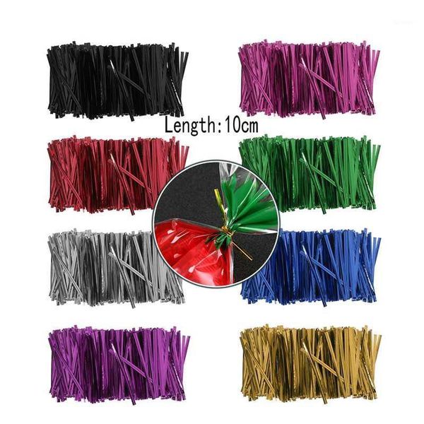 2020 750 pcs colorful metallic twist wire tie candy cookie cake bag twist wire diy wedding baby shower party gift decor1
2020 750 pcs colorful metallic twist wire tie candy cookie cake bag twist wire diy wedding baby shower party gift decor1