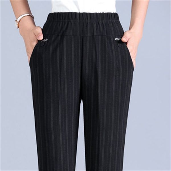 2021 new autumn elastic waist middle-aged ladies large size straight pants female winter plus velvet warm trousers ti61, Black;white
2021 new autumn elastic waist middle-aged ladies large size straight pants female winter plus velvet warm trousers ti61, Black;white