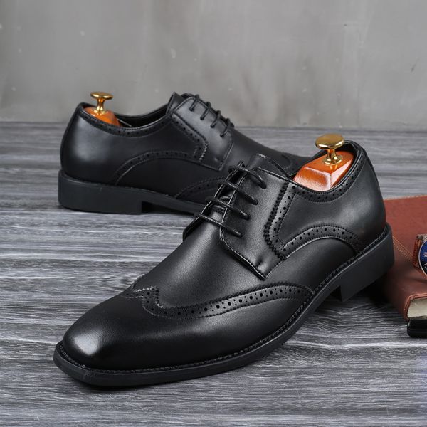 pu leather brogue oxfords derby men shoes lace up 2021 new casual business shoes outdoors round toe classic office concise dh615, Black
pu leather brogue oxfords derby men shoes lace up 2021 new casual business shoes outdoors round toe classic office concise dh615, Black