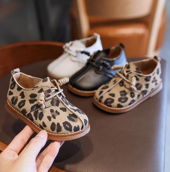 spring summer kids shoes fashion leathers children sandals for girls toddler baby breathable pu out leather sport shoes, Black;grey
spring summer kids shoes fashion leathers children sandals for girls toddler baby breathable pu out leather sport shoes, Black;grey