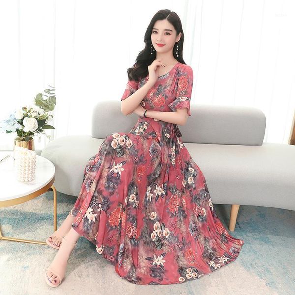 2020 spring summer blue floral boho maxi dress vintage 4xl plus size print runway midi dress elegant women bodycon party vestido1, Black;gray
2020 spring summer blue floral boho maxi dress vintage 4xl plus size print runway midi dress elegant women bodycon party vestido1, Black;gray