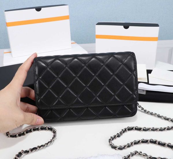 fashion selling classic mini size womens chain wallets sheepskin luxurys designer bag gold and silver buckle coin purse card holder with box, Red;black
fashion selling classic mini size womens chain wallets sheepskin luxurys designer bag gold and silver buckle coin purse card holder with box, Red;black