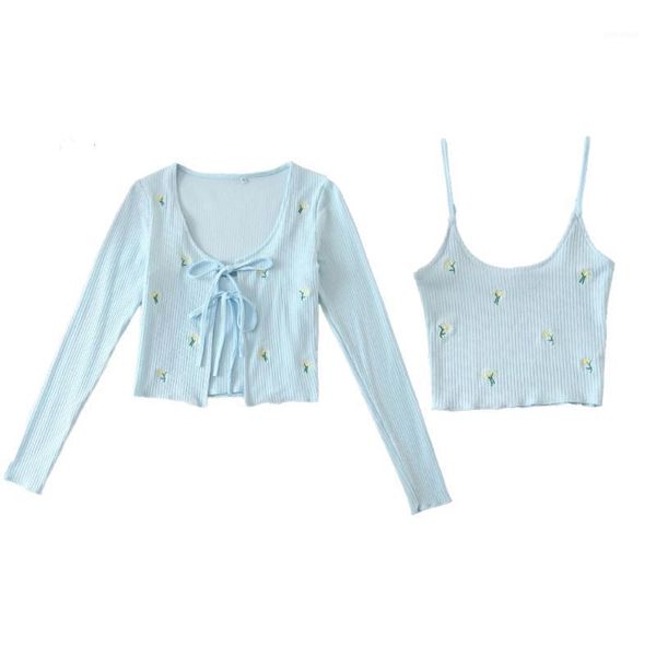 2020 new women two piece set knitted cardigan embroidery & adjustable strap crop camisole ensemble femme1, Gray
2020 new women two piece set knitted cardigan embroidery & adjustable strap crop camisole ensemble femme1, Gray