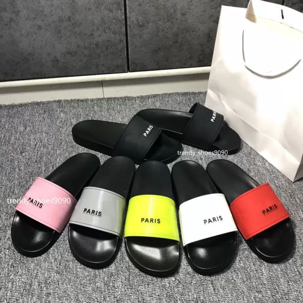 fashion slide sandals slippers for men women with original box designer beach flip flops slipper quality, Black
fashion slide sandals slippers for men women with original box designer beach flip flops slipper quality, Black