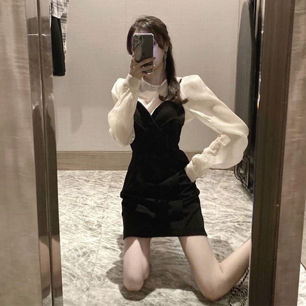 a little girl wearing a two-piece suit in early autumn suit suitred younglight and ripelady yu shows tall and thin temperament mvvht, Gray
a little girl wearing a two-piece suit in early autumn suit suitred younglight and ripelady yu shows tall and thin temperament mvvht, Gray