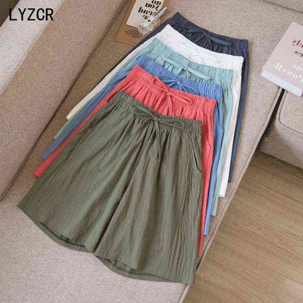 summer cotton line shorts with high waist loose wide leg shorts for women knee length straight cotton short female plus size 3xl y220311, White;black
summer cotton line shorts with high waist loose wide leg shorts for women knee length straight cotton short female plus size 3xl y220311, White;black