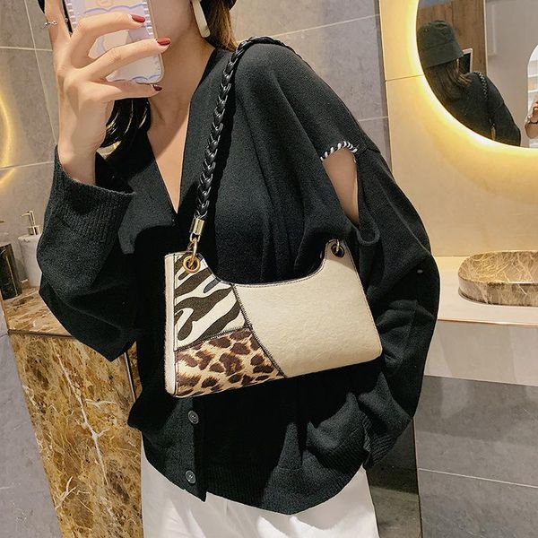 design bag women 2020 new trendy fashion simple underarm bag hand single shoulder baguette
design bag women 2020 new trendy fashion simple underarm bag hand single shoulder baguette