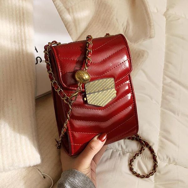 embroidered square crossbody phone bag 2021 new pu leather women's designer handbag chain shoulder messenger bag
embroidered square crossbody phone bag 2021 new pu leather women's designer handbag chain shoulder messenger bag
