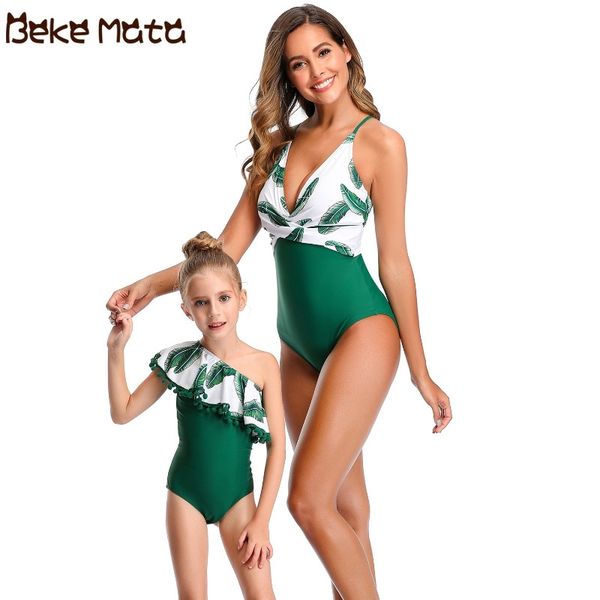 mother daughter swimsuits mommy and me clothes bikini suit leaf print family look mom and girl swimwear family matching outfits y200713, Blue
mother daughter swimsuits mommy and me clothes bikini suit leaf print family look mom and girl swimwear family matching outfits y200713, Blue
