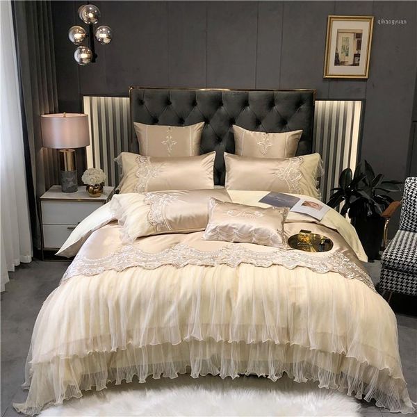 luxury golden lace ruffles bedding set 1200tc satin silky cotton duvet cover set bed sheet pillowcase king size 4/7pcs1
luxury golden lace ruffles bedding set 1200tc satin silky cotton duvet cover set bed sheet pillowcase king size 4/7pcs1