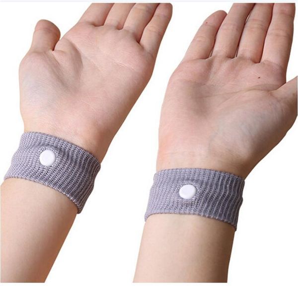 1 pcs reusable wrist band travel car sea van plane wristbands anti nausea car seasick sickness bracelet for powe qyllev, Black;red 
1 pcs reusable wrist band travel car sea van plane wristbands anti nausea car seasick sickness bracelet for powe qyllev, Black;red