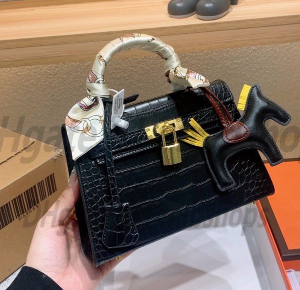 luxurys designers h fashion womens shoulder bags handbags wallet cross body crocodile pattern lock clutch bag totes crossbody 2022 handbag l
luxurys designers h fashion womens shoulder bags handbags wallet cross body crocodile pattern lock clutch bag totes crossbody 2022 handbag l