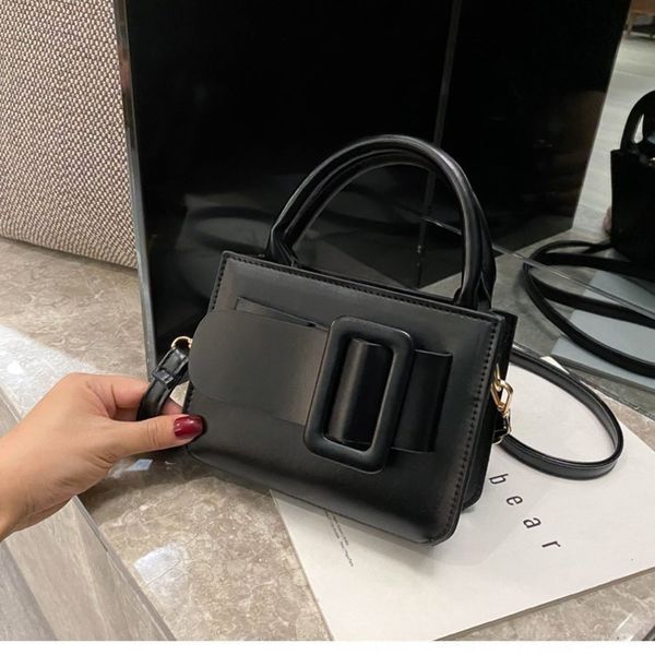 gmlxq мода 2020 маленьких плечи малого квадрат нового квадрата корейского мешок женщины творческой мешок плеча кроссбоди стиль vyace
gmlxq мода 2020 маленьких плечи малого квадрат нового квадрата корейского мешок женщины творческой мешок плеча кроссбоди стиль vyace