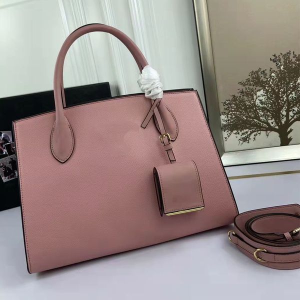 luxurys designers bags handbags women totes shopping bags lady messenger fashion shoulder bags luxury crossbody purses beach bag messenger h
luxurys designers bags handbags women totes shopping bags lady messenger fashion shoulder bags luxury crossbody purses beach bag messenger h