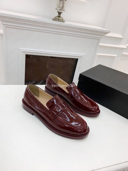dress shoes jianbu low heel full leather thick round head versatile small shoes single women's, Black
dress shoes jianbu low heel full leather thick round head versatile small shoes single women's, Black