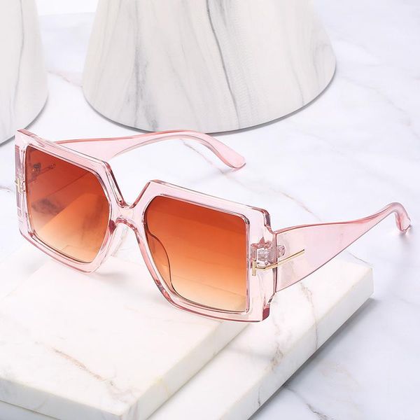 sunglasses fashion plastic women vintage eye glasses frame retro shades eyewear sun for 2021, White;black
sunglasses fashion plastic women vintage eye glasses frame retro shades eyewear sun for 2021, White;black