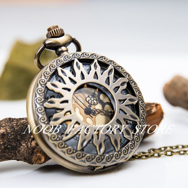 10pcs new style quartz movement large gold flame flower watch necklace retro jewelry sweater chain fashion watch pocket watch, Slivery;golden
10pcs new style quartz movement large gold flame flower watch necklace retro jewelry sweater chain fashion watch pocket watch, Slivery;golden