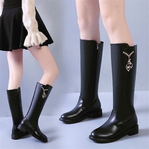 2021 new winter fall female leather cozy calf rubber boots no slip women's shoes big black 35-39 864x
2021 new winter fall female leather cozy calf rubber boots no slip women's shoes big black 35-39 864x
