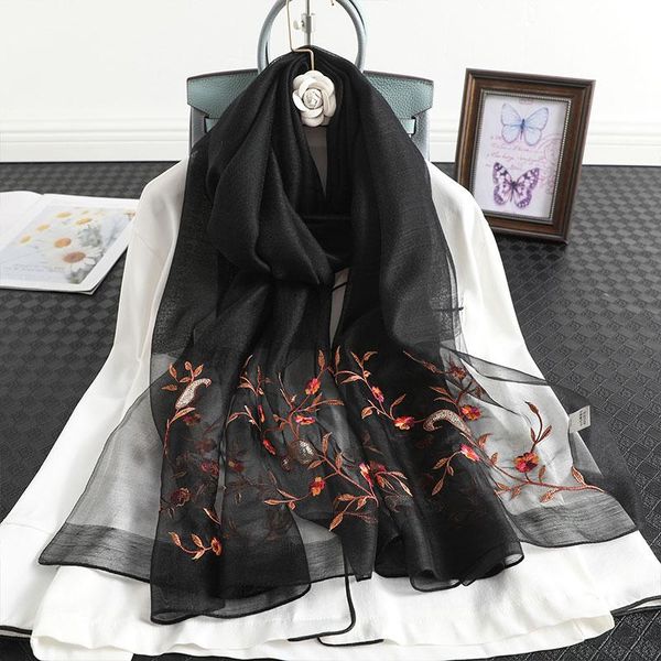 new 2020 floral embroidery real silk wool scarf for women winter scarves shawls hijab wraps bandana foulard wholesale, Blue;gray
new 2020 floral embroidery real silk wool scarf for women winter scarves shawls hijab wraps bandana foulard wholesale, Blue;gray