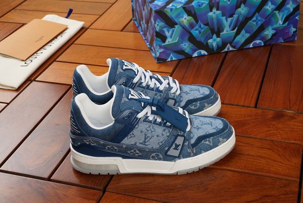 2020 fashion luxury designer men shoes sneakers chaussures homme mens scarpe firmate running shoes casual shoes with box size 38-45 -b10, Black
2020 fashion luxury designer men shoes sneakers chaussures homme mens scarpe firmate running shoes casual shoes with box size 38-45 -b10, Black