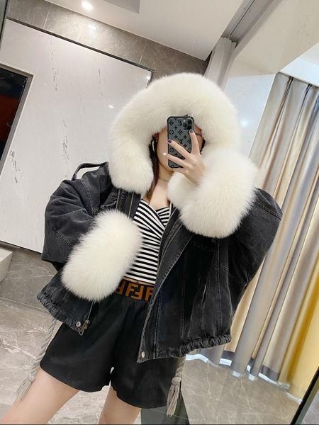 2020 new cowboy women winter jacket real fur collar cuffs lining warm loose outerwear streetwear removable, Black
2020 new cowboy women winter jacket real fur collar cuffs lining warm loose outerwear streetwear removable, Black