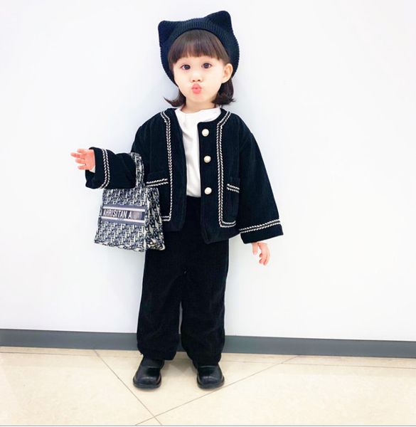 fashion new kids letter handbags lady style children woolen show bag women mini messenger bags a4730, Black
fashion new kids letter handbags lady style children woolen show bag women mini messenger bags a4730, Black