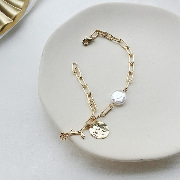xingge unique 4 styles gold toggle clasp charm bracelet rose carved pearl bracelets for women coin double pearl chain jewelry, Golden;silver
xingge unique 4 styles gold toggle clasp charm bracelet rose carved pearl bracelets for women coin double pearl chain jewelry, Golden;silver