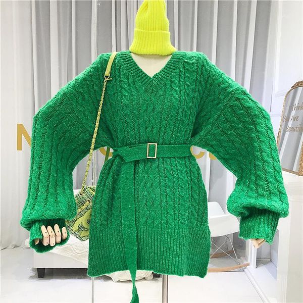 2019 autumn and winter new woman v-neck loose thickened twist sweater solid color female medium long pullover knitwear 1, White;black
2019 autumn and winter new woman v-neck loose thickened twist sweater solid color female medium long pullover knitwear 1, White;black