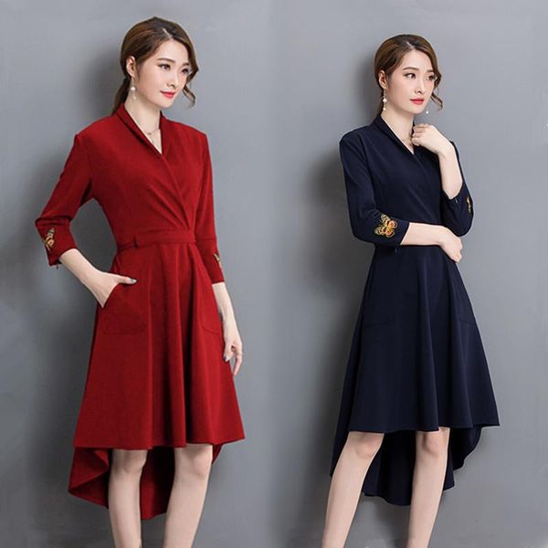 european fashion woman v neck long dress new women embroidery butterfly dress irregular pleated red blue party clothes s-xxl, Black;gray
european fashion woman v neck long dress new women embroidery butterfly dress irregular pleated red blue party clothes s-xxl, Black;gray