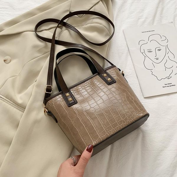 bags for women 2020 new luxury handbags retro sollid color crocodile pattern pu female shoudler handbag alligator bolsos mujer
bags for women 2020 new luxury handbags retro sollid color crocodile pattern pu female shoudler handbag alligator bolsos mujer