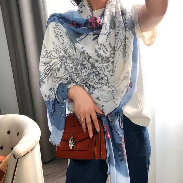 2020 шарф хлопка женская весна осень мода сто шелковый шарф haze голубой цветок длинные шали двухместн роскошный шарф женщин wmtsoa, Blue;gray
2020 шарф хлопка женская весна осень мода сто шелковый шарф haze голубой цветок длинные шали двухместн роскошный шарф женщин wmtsoa, Blue;gray