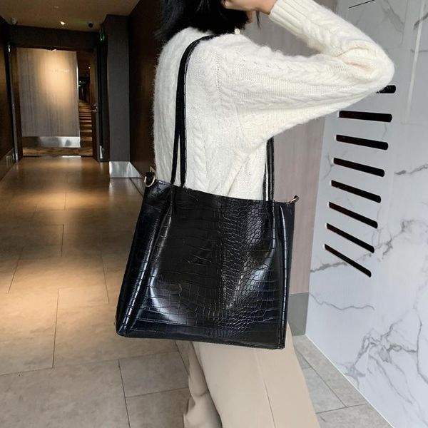 large solid color women handbags leather women shoulder bags designer shopper bags ladies casual tote sac a main
large solid color women handbags leather women shoulder bags designer shopper bags ladies casual tote sac a main