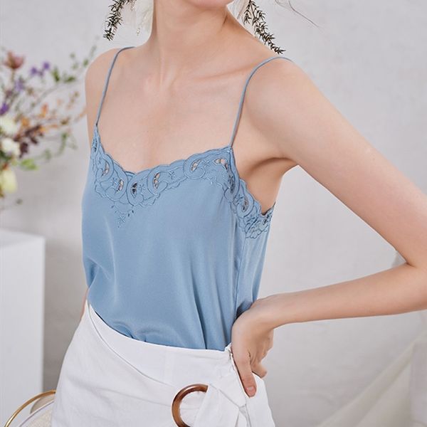 women's silk embroidery floral camis solid color hollow out tank 2020 summer new y200701, White
women's silk embroidery floral camis solid color hollow out tank 2020 summer new y200701, White
