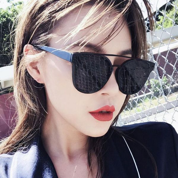 sunglasses 2021 vintage butterfly women luxury plastic ocean lens sun glasses classic retro outdoor gafas, White;black
sunglasses 2021 vintage butterfly women luxury plastic ocean lens sun glasses classic retro outdoor gafas, White;black