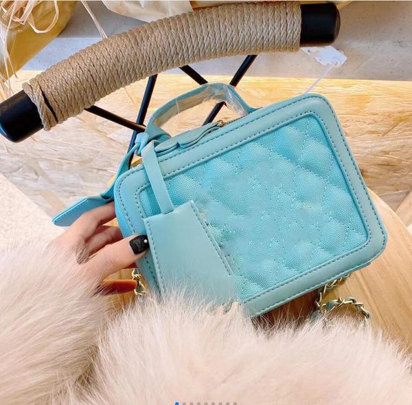 caviar leather womens cc bag messenger shoulder bags fashion style camera bag luxurys designers bags handbag ing
caviar leather womens cc bag messenger shoulder bags fashion style camera bag luxurys designers bags handbag ing