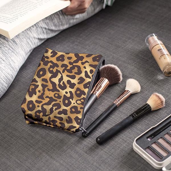 printing makeup handbag purse storage bags leopard printed cosmetic bag travel portable digital organizer pouch wash
printing makeup handbag purse storage bags leopard printed cosmetic bag travel portable digital organizer pouch wash