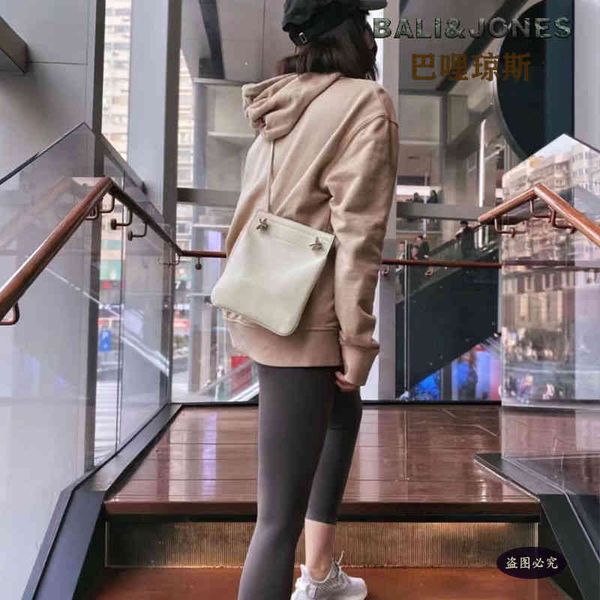 the new all handmade women's bag, love horse, the same high face value, popular french temperament, hongsen hong kong style ultra-thin
the new all handmade women's bag, love horse, the same high face value, popular french temperament, hongsen hong kong style ultra-thin