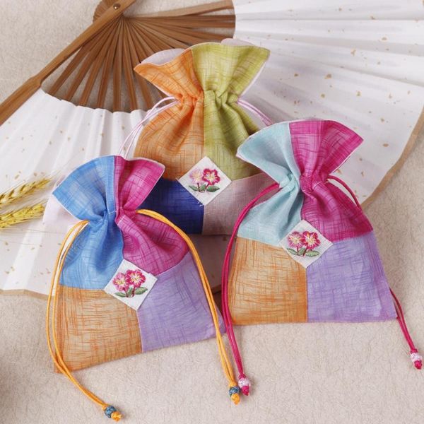 gift wrap 1pc 12*15cm splicing printed flower drawstring bag sacks wedding christmas favors bags baby shower supplies
gift wrap 1pc 12*15cm splicing printed flower drawstring bag sacks wedding christmas favors bags baby shower supplies