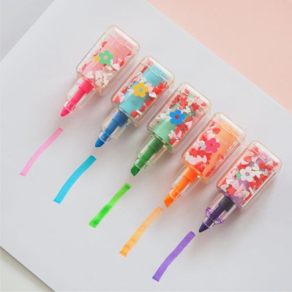 5pcs little daisy flower patte highlighter marker pen mini nail bottle shape drawing mildliner stationery office school h6827, Black;red
5pcs little daisy flower patte highlighter marker pen mini nail bottle shape drawing mildliner stationery office school h6827, Black;red