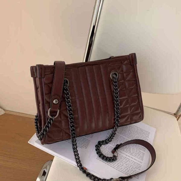 80% off shop clearance large capacity female new fashion ins chain one shoulder armpit bag autumn and winter quality feeling commuter tote b
80% off shop clearance large capacity female new fashion ins chain one shoulder armpit bag autumn and winter quality feeling commuter tote b