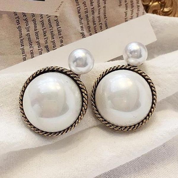 hoop & huggie bohemia big pearl stud earrings for women vintage baroque old gold color clip elegant kpop ear rings charm jewelry, Golden;silver
hoop & huggie bohemia big pearl stud earrings for women vintage baroque old gold color clip elegant kpop ear rings charm jewelry, Golden;silver