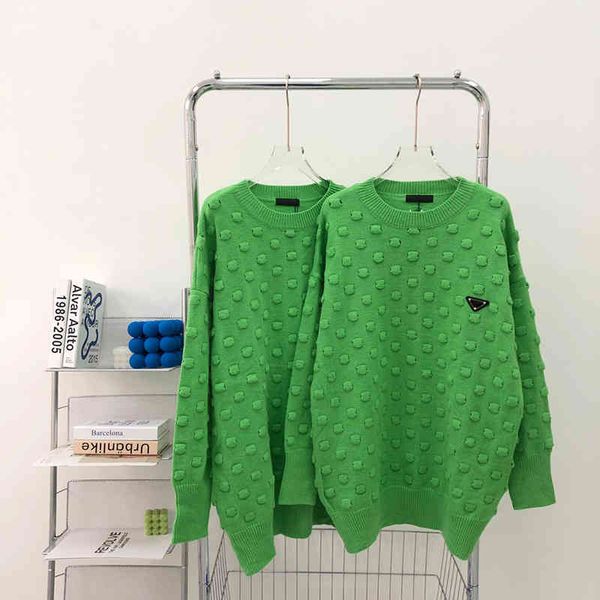 high version green jacquard sweater autumn and 21 new lazy design sense minority color loose knit, White;black
high version green jacquard sweater autumn and 21 new lazy design sense minority color loose knit, White;black