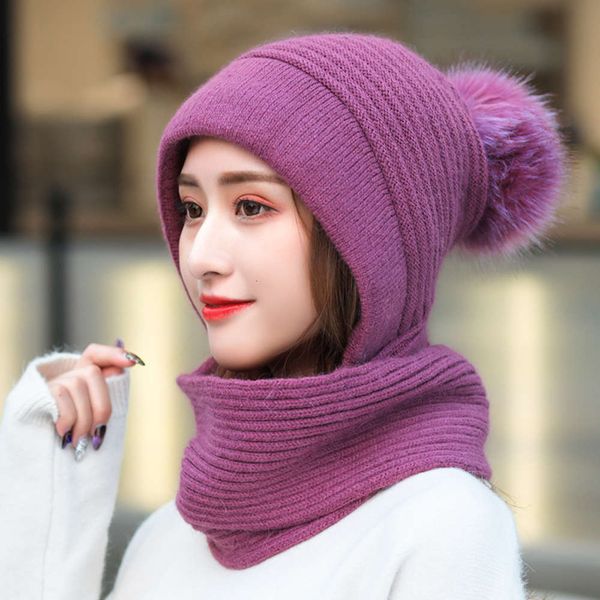 baotou women's warm versatile hat korean version wool cap scarf one two piece winter fashion, Black;white
baotou women's warm versatile hat korean version wool cap scarf one two piece winter fashion, Black;white