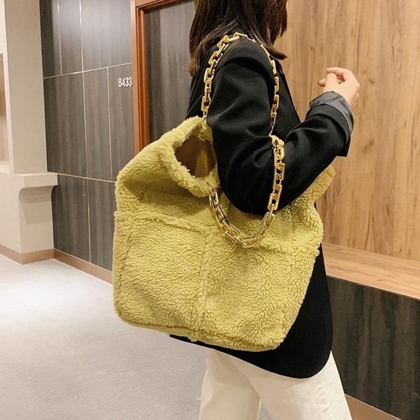 2021 plush chain handbag women 2021 winter soft tend shoulder handbags women's travel totes lady chain hand bag
2021 plush chain handbag women 2021 winter soft tend shoulder handbags women's travel totes lady chain hand bag
