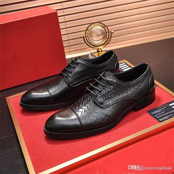 g1 brand brogue brown red black men business dress shoes pointed toe men's wedding shoes genuine leather formal shoes casual flats 33 
g1 brand brogue brown red black men business dress shoes pointed toe men's wedding shoes genuine leather formal shoes casual flats 33